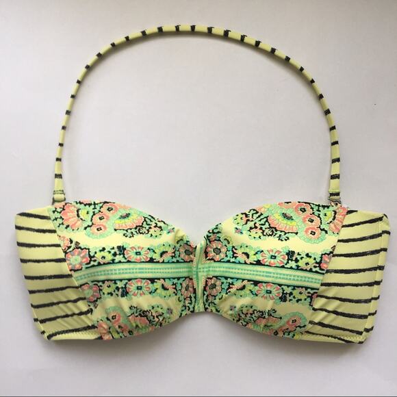 NWT Nanette Lenore Halter Top Swimsuit - Picture 1 of 4